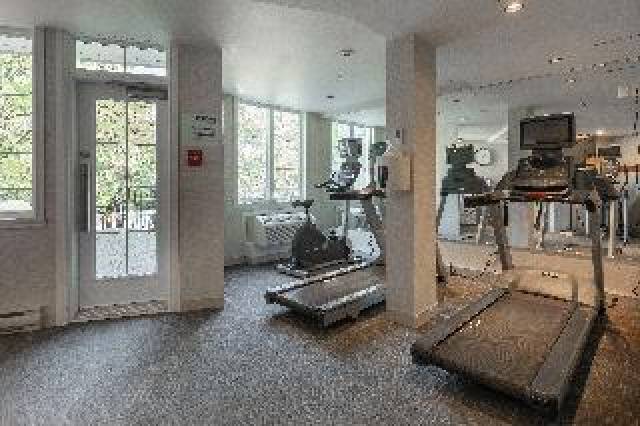 Desportos y Entretenimento