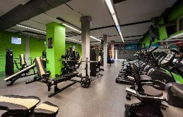Desportos y Entretenimento