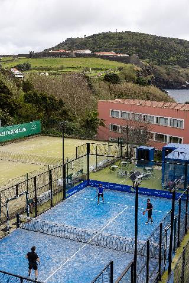 Desportos y Entretenimento