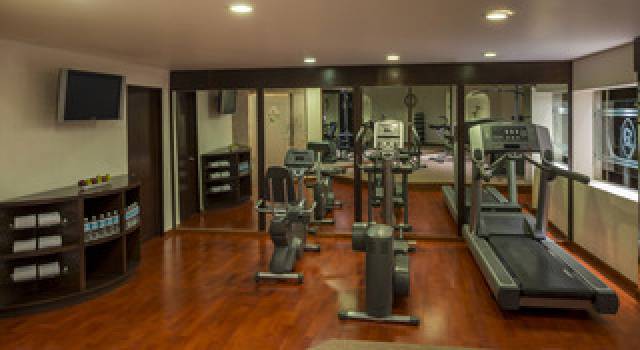 Desportos y Entretenimento