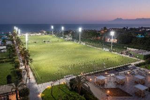Desportos y Entretenimento