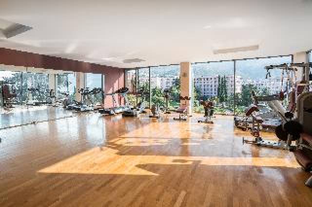 Desportos y Entretenimento