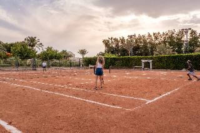 Desportos y Entretenimento