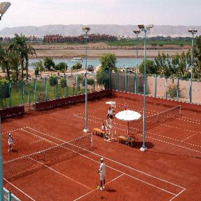 Desportos y Entretenimento