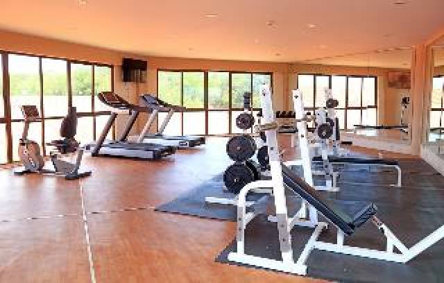 Desportos y Entretenimento