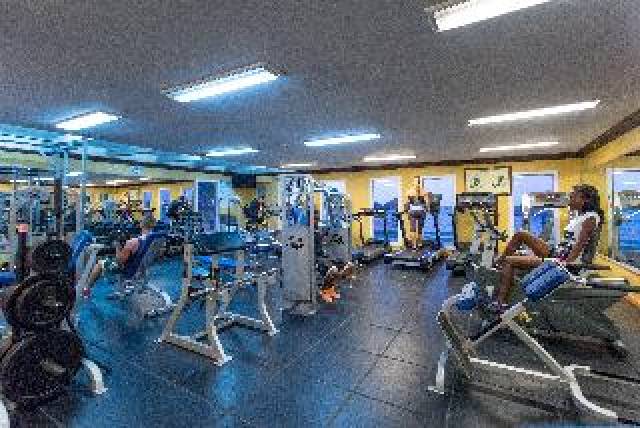 Desportos y Entretenimento
