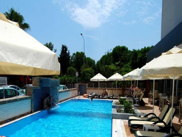 Piscina
