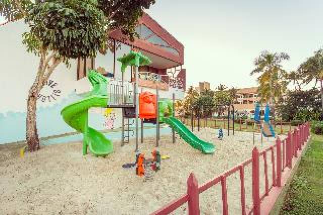 Desportos y Entretenimento