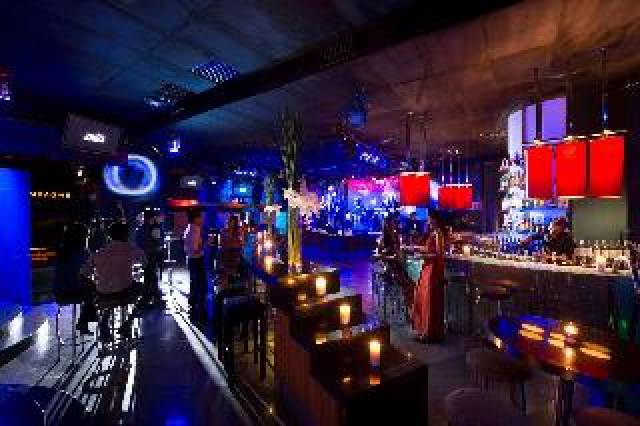 Bar