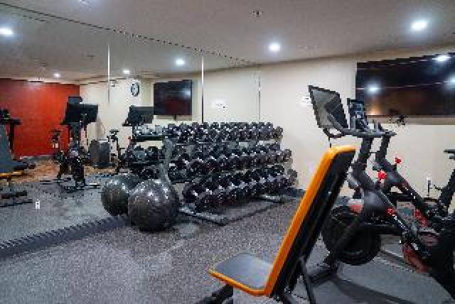 Desportos y Entretenimento