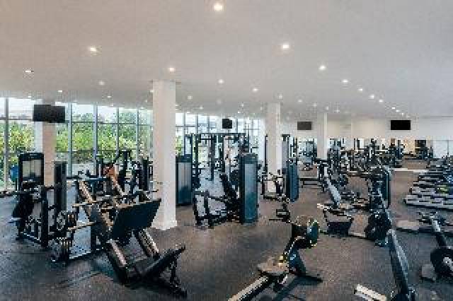 Desportos y Entretenimento