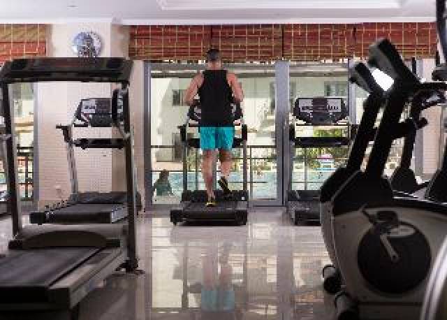 Desportos y Entretenimento