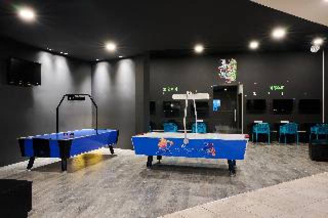 Desportos y Entretenimento