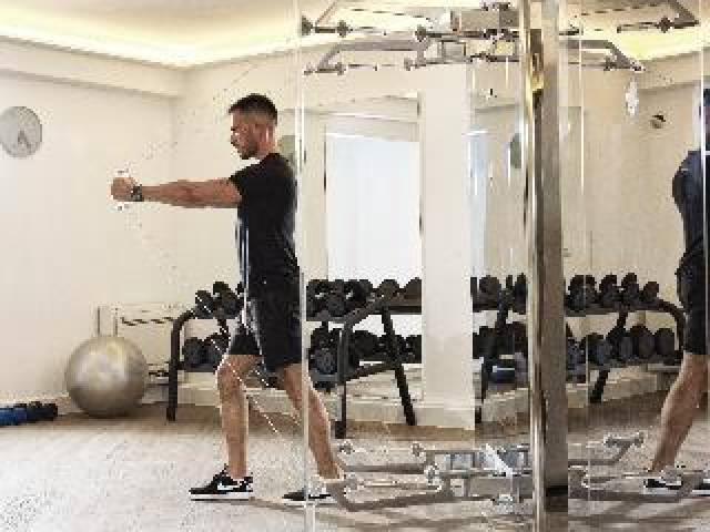 Desportos y Entretenimento