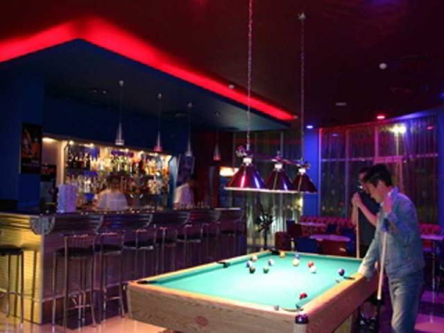 Bar