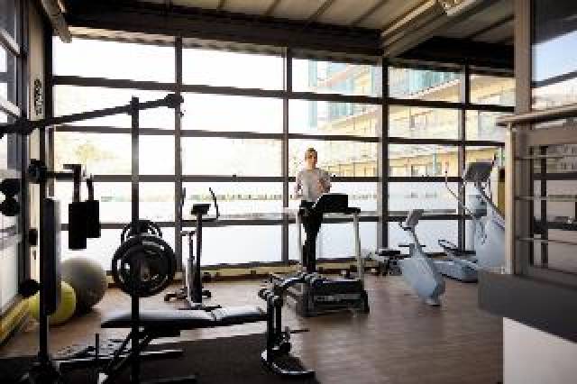 Desportos y Entretenimento