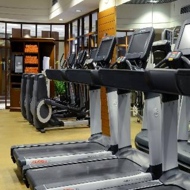 Desportos y Entretenimento