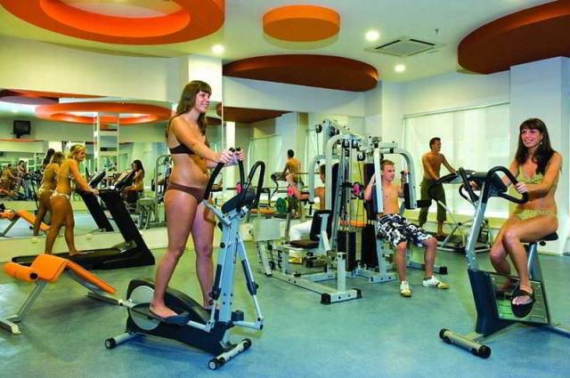 Desportos y Entretenimento