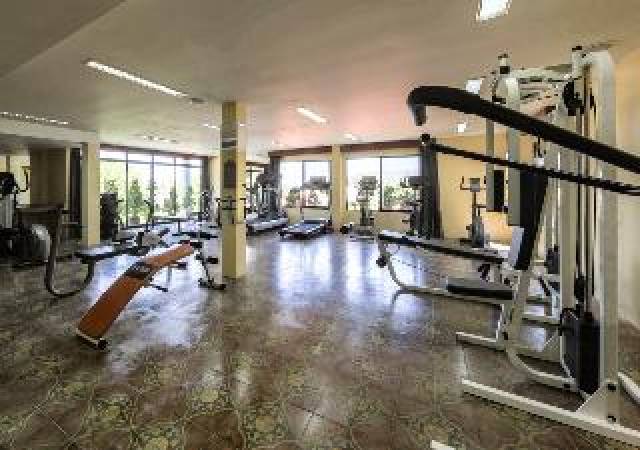 Desportos y Entretenimento