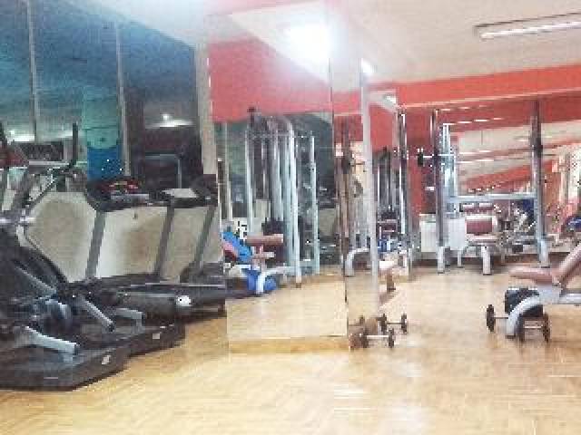 Desportos y Entretenimento