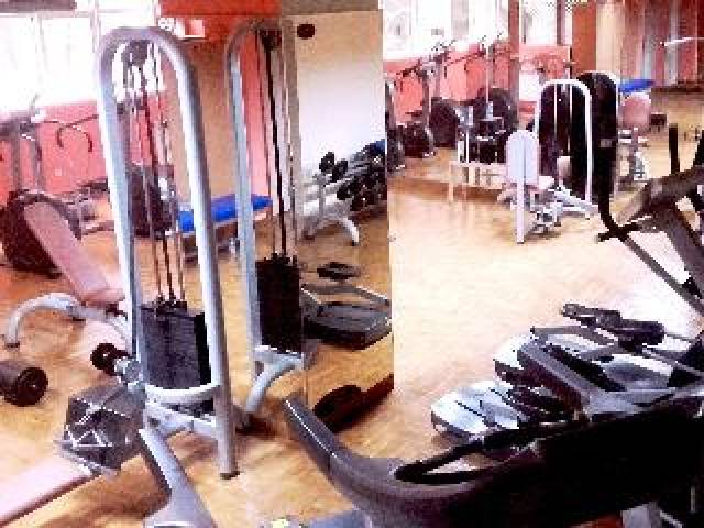 Desportos y Entretenimento