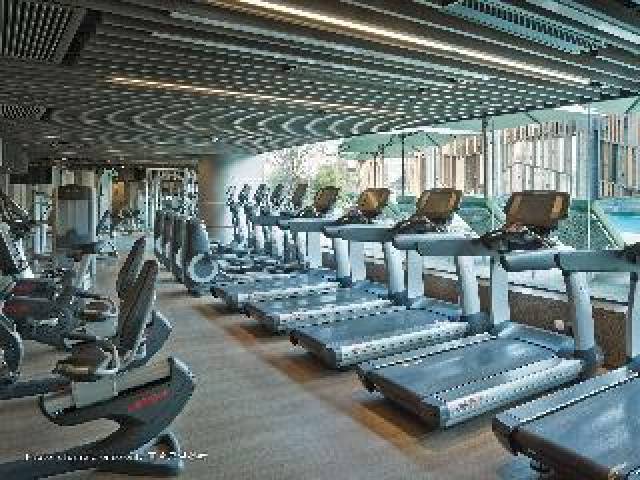 Desportos y Entretenimento