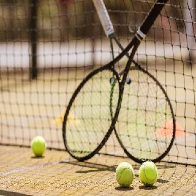 Desportos y Entretenimento