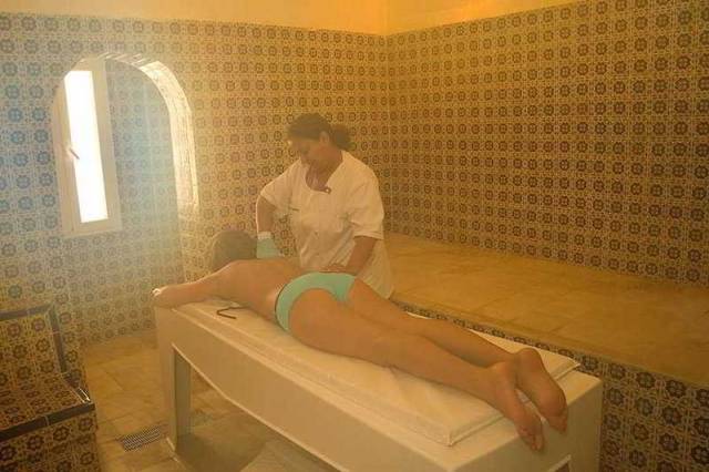 Desportos y Entretenimento