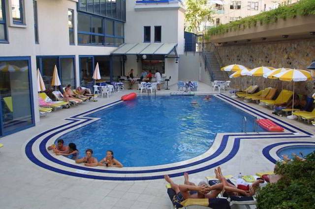 Piscina