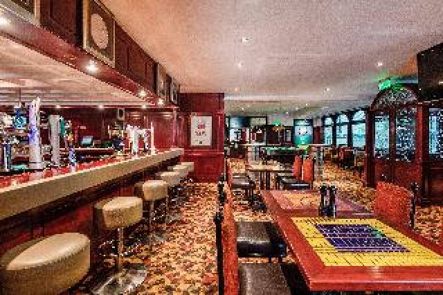 Bar