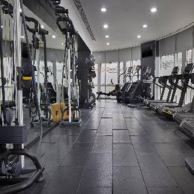 Desportos y Entretenimento