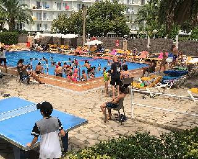 Desportos y Entretenimento