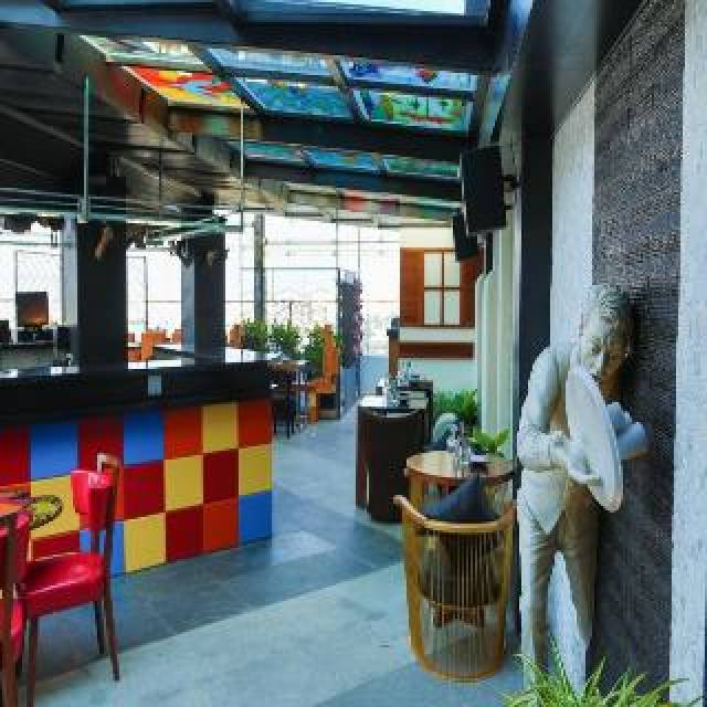 Bar