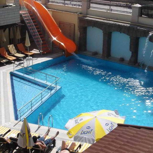 Piscina