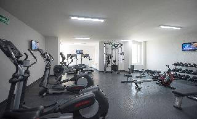 Desportos y Entretenimento