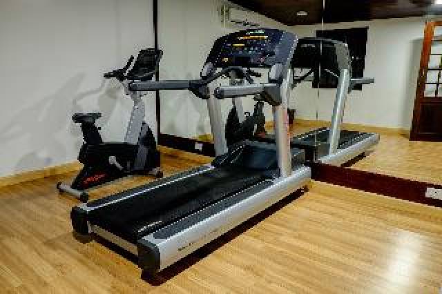 Desportos y Entretenimento