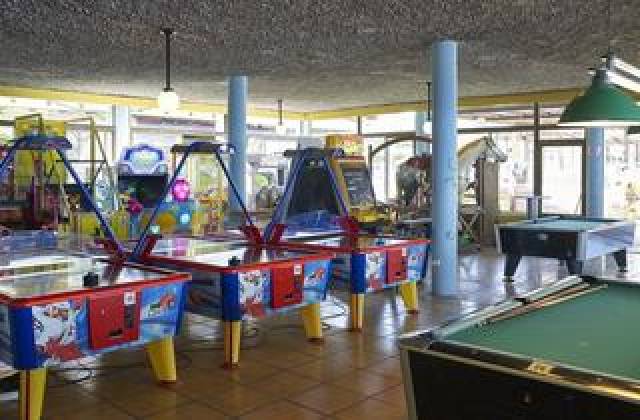 Desportos y Entretenimento
