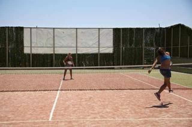 Desportos y Entretenimento