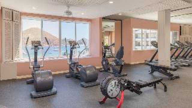 Desportos y Entretenimento