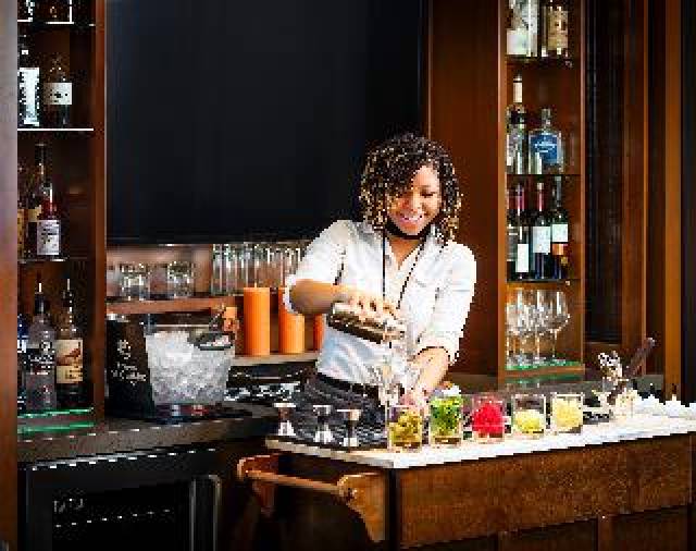 Bar