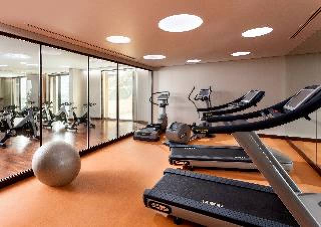 Desportos y Entretenimento
