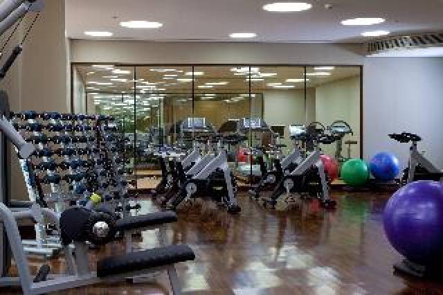 Desportos y Entretenimento