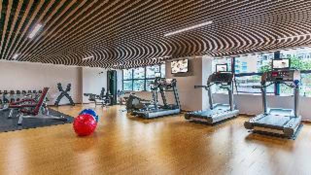 Desportos y Entretenimento