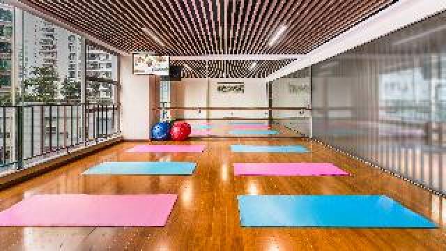 Desportos y Entretenimento