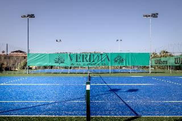 Desportos y Entretenimento