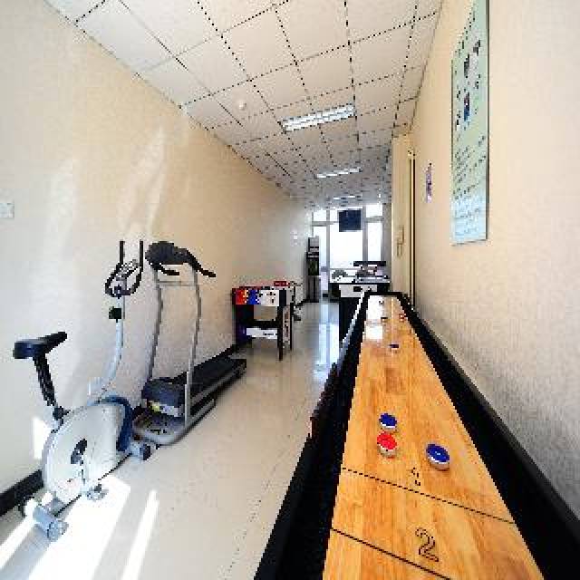 Desportos y Entretenimento