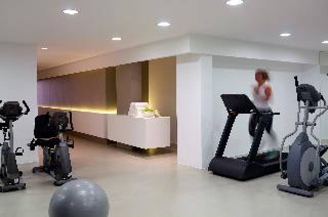 Desportos y Entretenimento