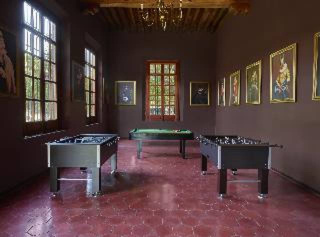 Desportos y Entretenimento