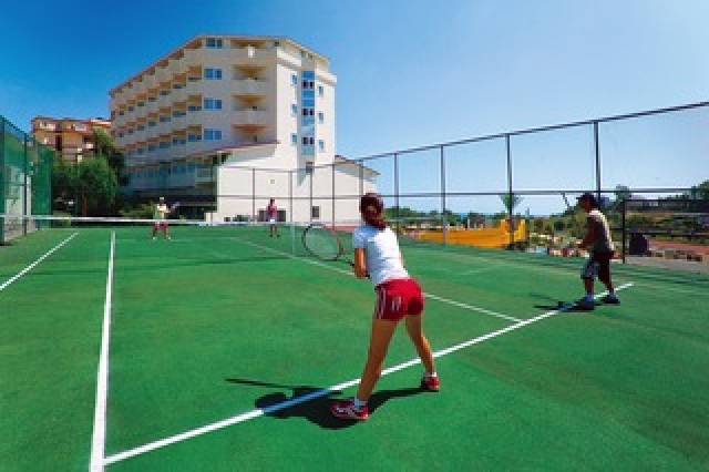 Desportos y Entretenimento
