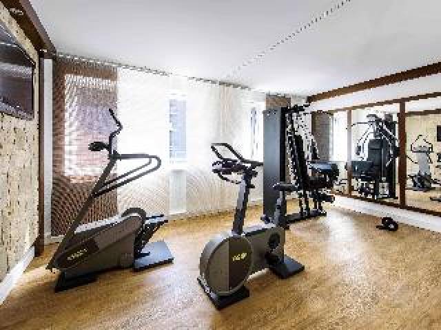 Desportos y Entretenimento